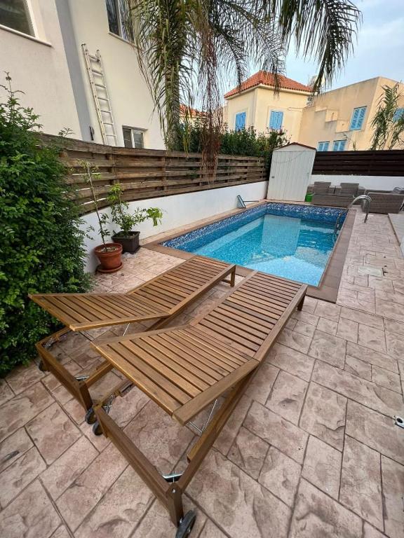 Spacious Cosy & Lovely Apartment, Protaras