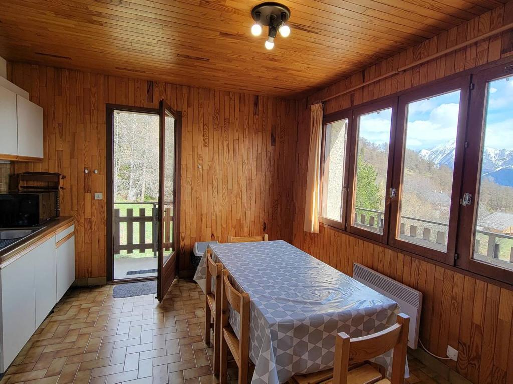 Appartement spacieux, 6 pers, 2 ch, balcon, Saint-Michel-de-Chaillol - FR-1-393-135 - 3