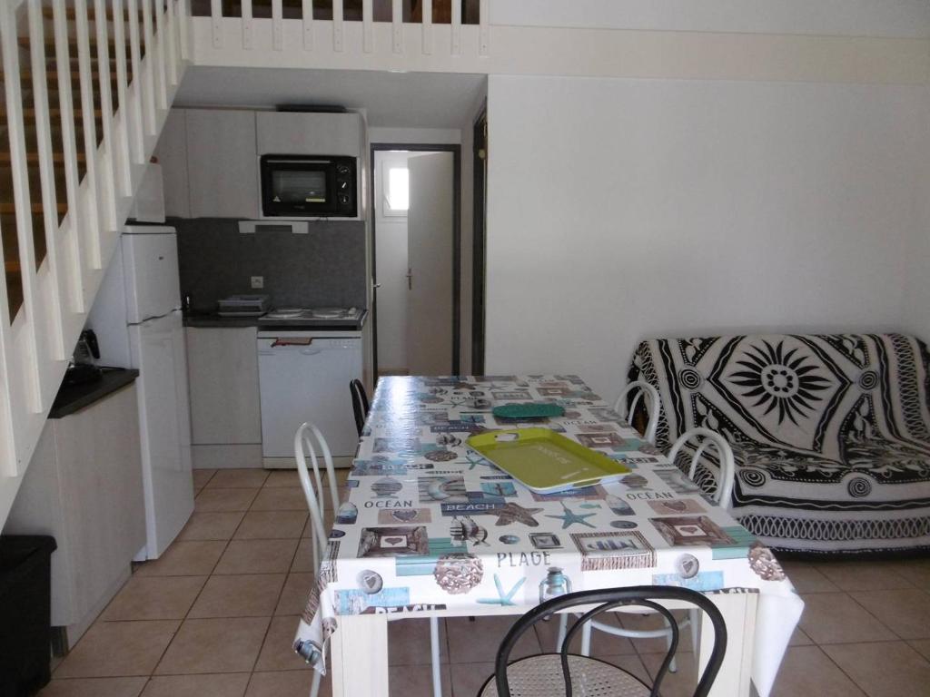 HOLIDAYLAND 302 VILLA T3 MEZZANINE 8 couchages climatisé NARBONNE PLAGE - 4