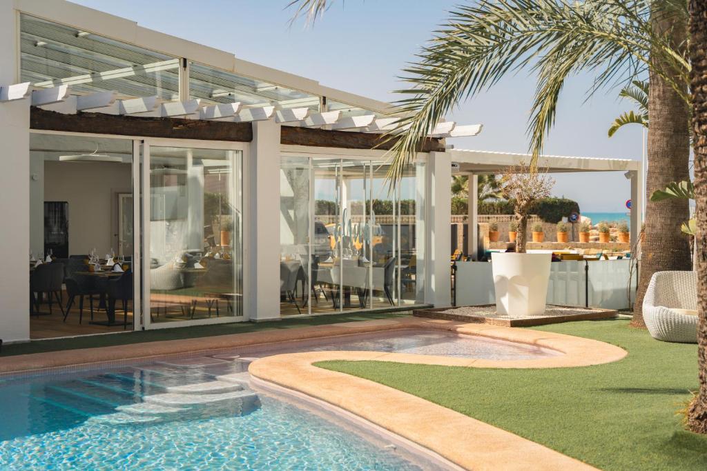 . Soul Beach Hotel By Mc - Adults Recommended