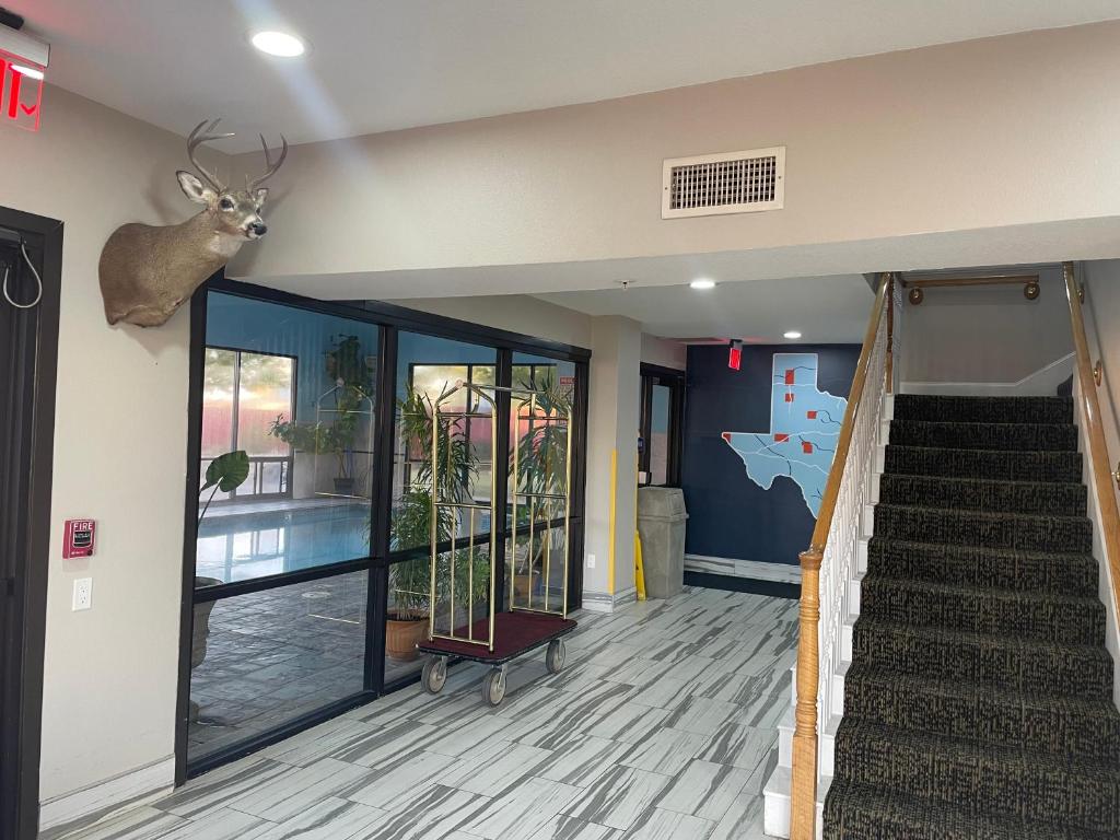 2. 데이즈 인 바이..