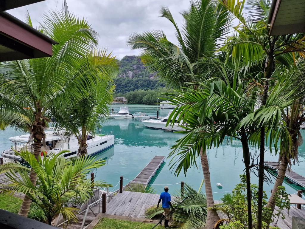 Hibiscus Suite by Simply-Seychelles, Eden Island