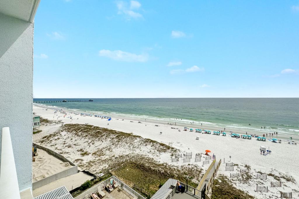 The Colonnades 703, Gulf Shores