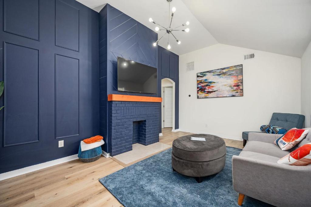 Relax in a Modern Luxury 1BD in Sylvan Hills, Atlanta