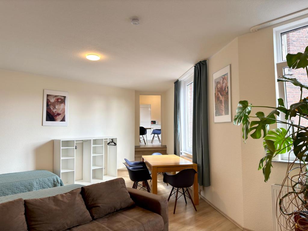 4 Rooms, free Parking, 25 min to Düsseldorf, 100 Mbps WLAN, Duisburg