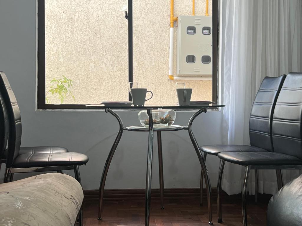 Depto con garaje Calacoto - 4