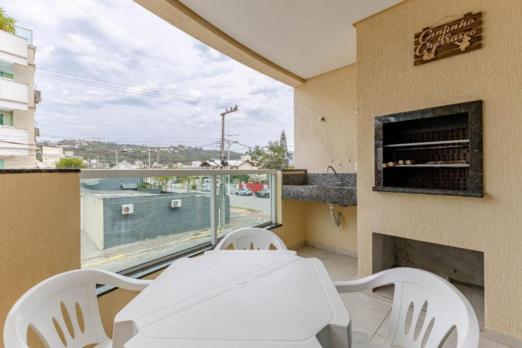 Amplo apartamento, pertinho da Praia de Bombas - 3 dorms 8 pessoas, Bombinhas