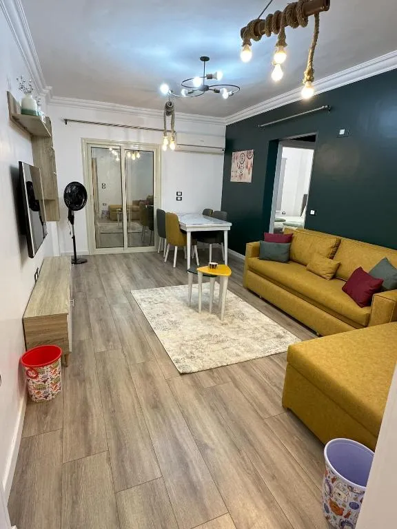 A very luxurious hotel apartment in Obour, the entertainment district, second floor, without an elevator, hotel in ‘Ezbet el-Insha