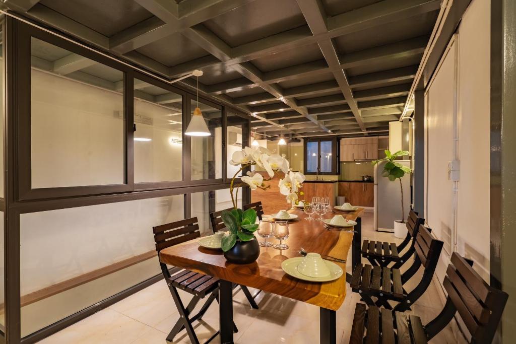 Trinh’s House – Hang Bong