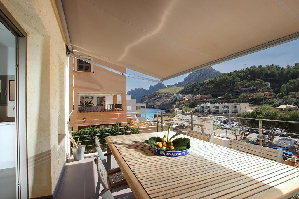 Nuria Apt, Cala de Sant Vicenç