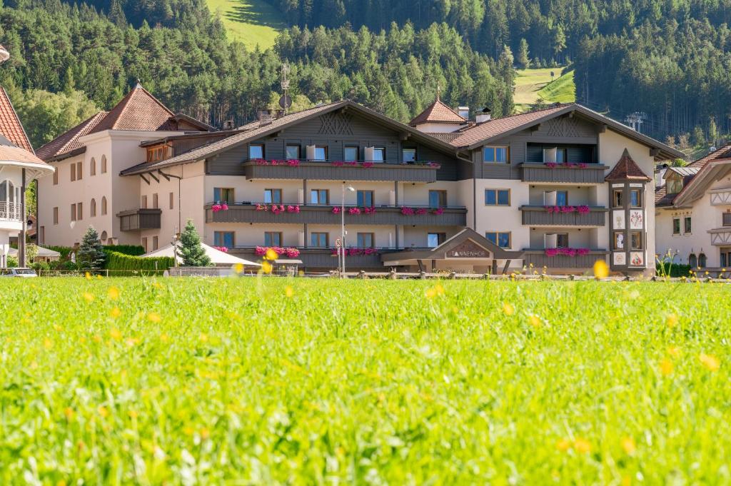 Hotel Tannenhof - 1