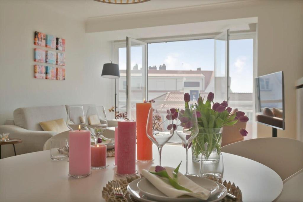 Stunning sunny renovated apartment on top location in 't Zoute