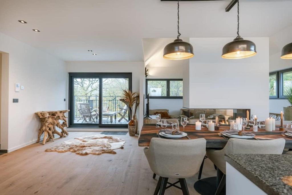 Luxurious apartment with parking