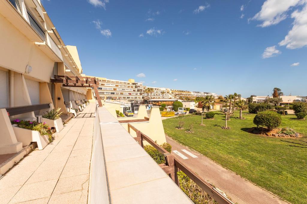 Exterior view, PINK port nature coursive naturiste in Agde