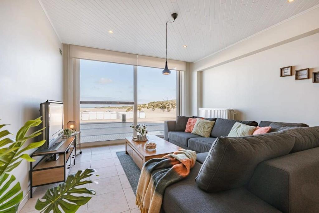 Huswell - Beachfront apartment in Zeebrugge, Bruggy