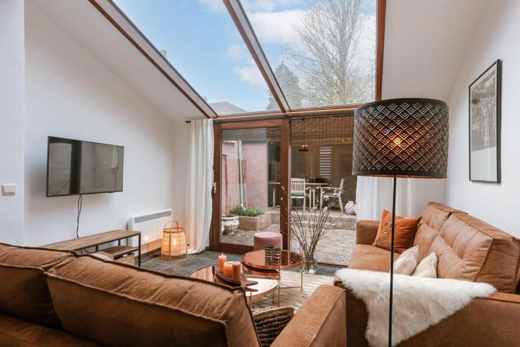 Huswell - Charming town-house in the center of Bruges, Bruggy