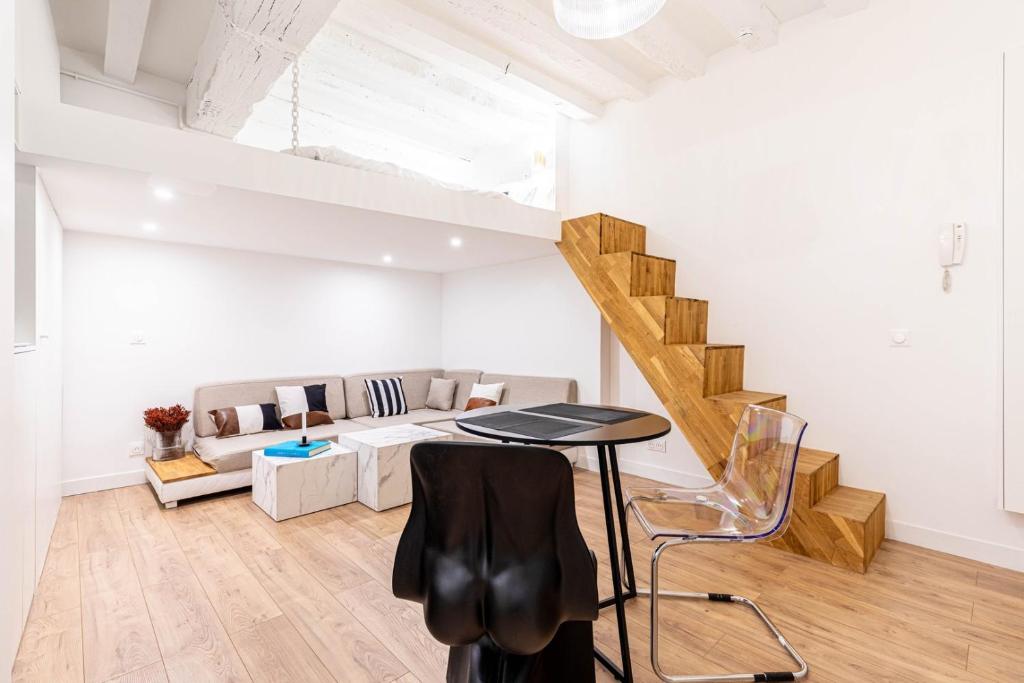 GuestReady: Designer Studio in the heart of Marais - 2