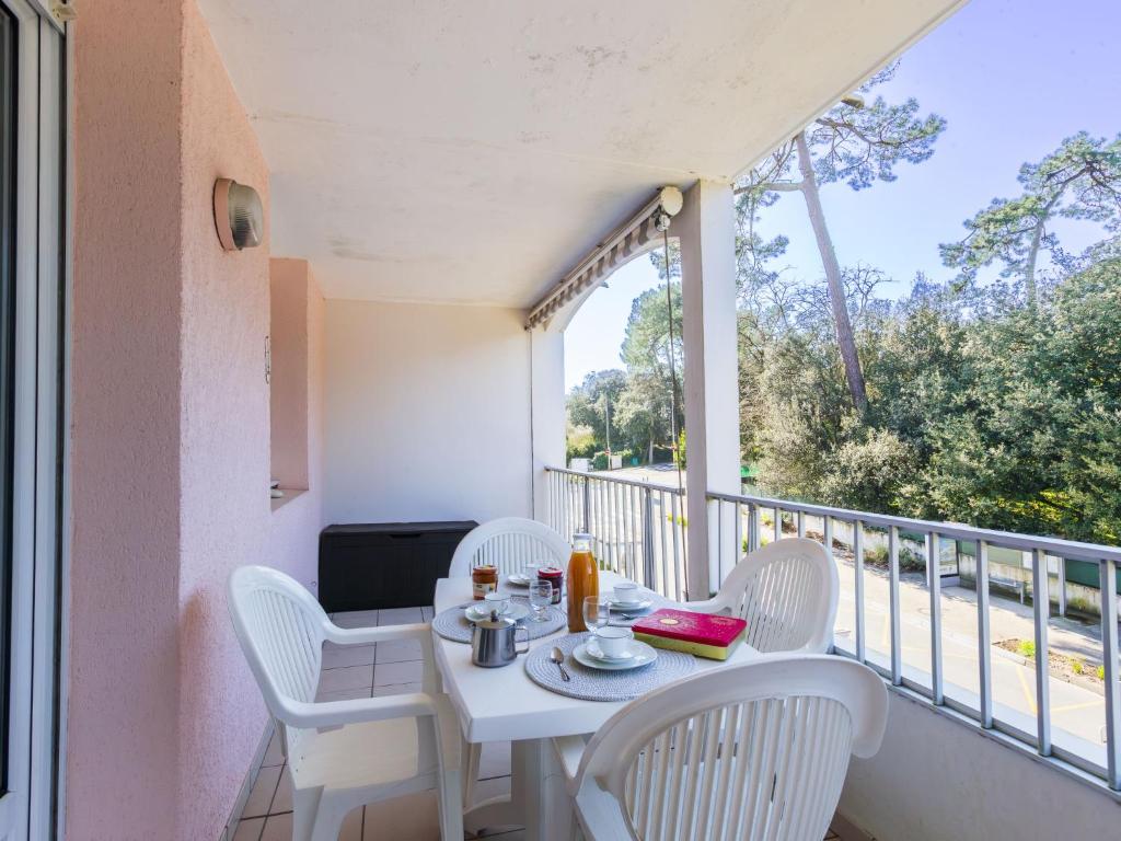 Apartment Les Sables d'Or by Interhome, Saint-Palais-sur-Mer