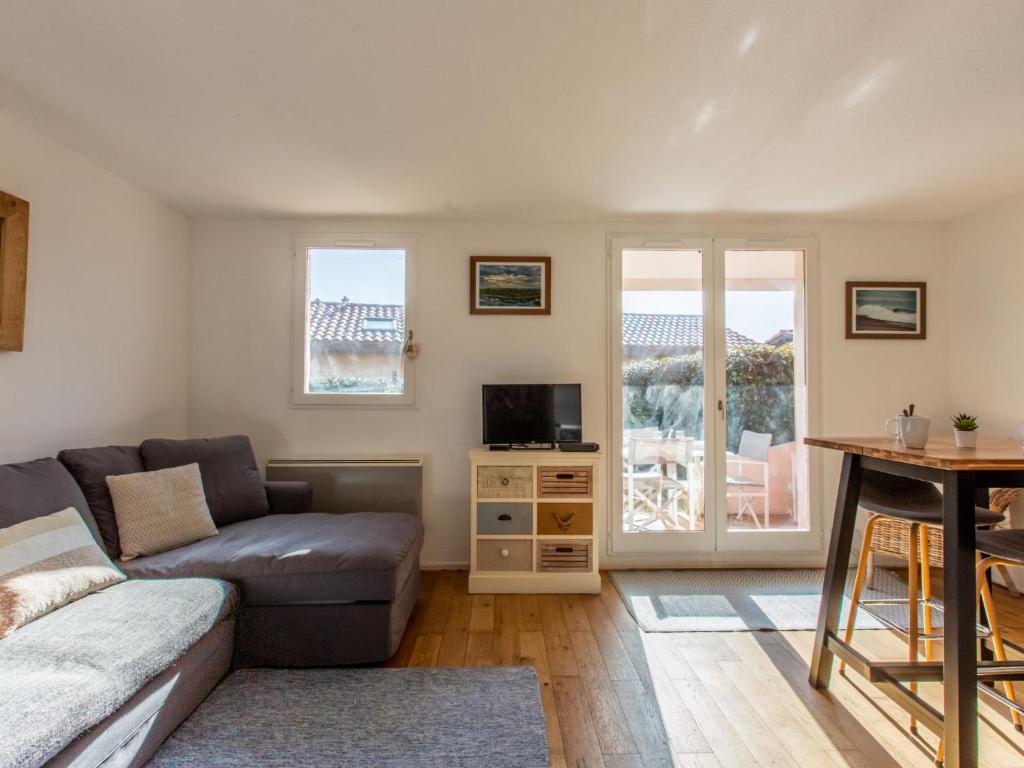 Apartment Maison de l'océan-7 by Interhome - 1