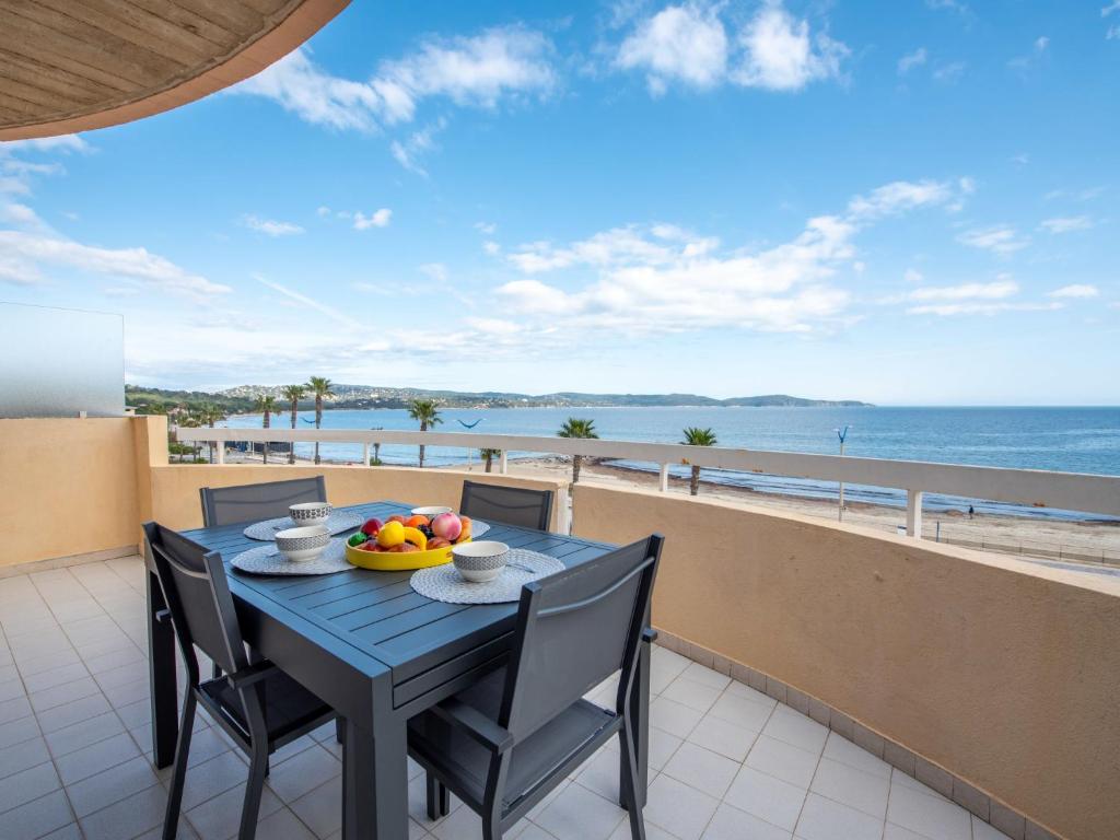 Apartment Le Palazzo del Mar-13 by Interhome - 2