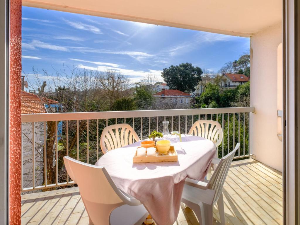 Apartment Arguin II-10 by Interhome - 4