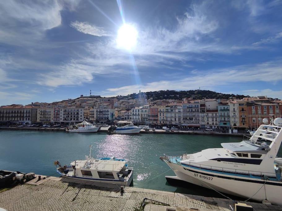 Grand T3 sur quai vue St-clair, Sète