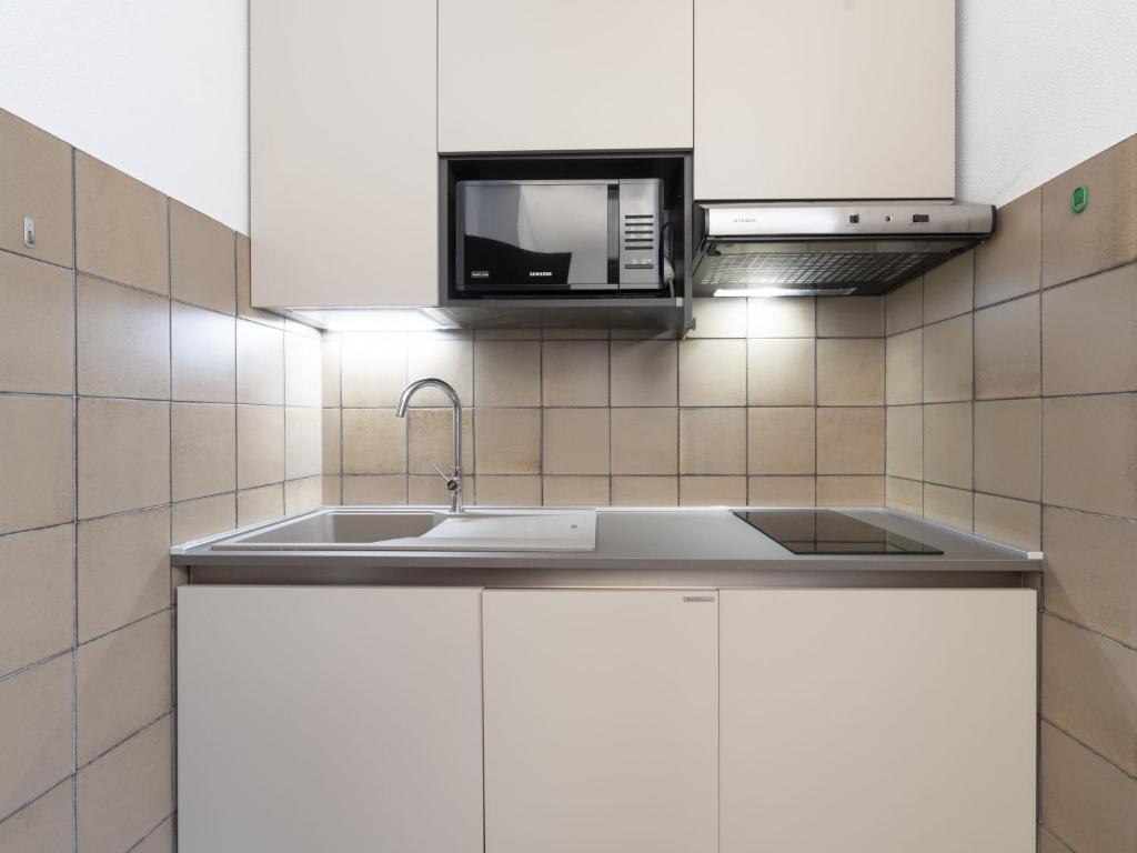 Apartment Corner near the Sea by Interhome - 4