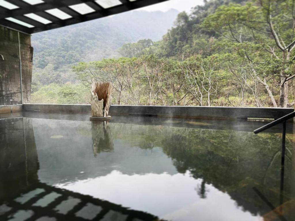 Open air bath