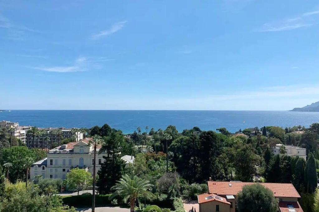 Appartement vue mer proches plages et congrès, Cannes