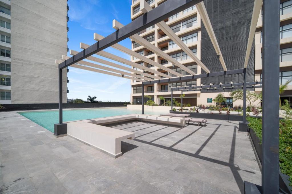 BALTIA Luxurious One Bedroom Ap - 4