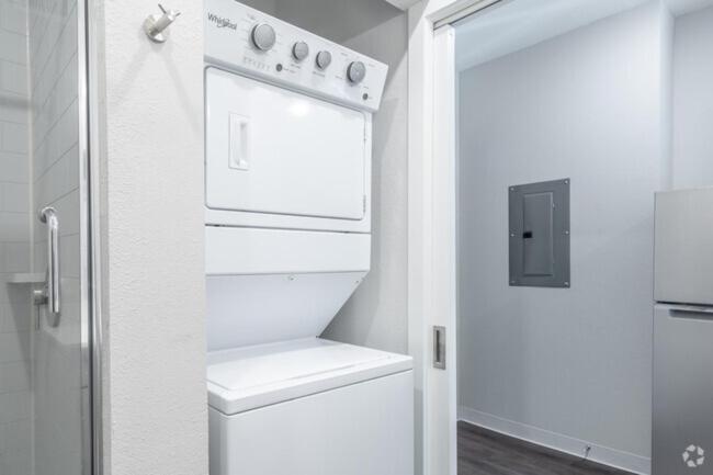 Global Houston, Houston