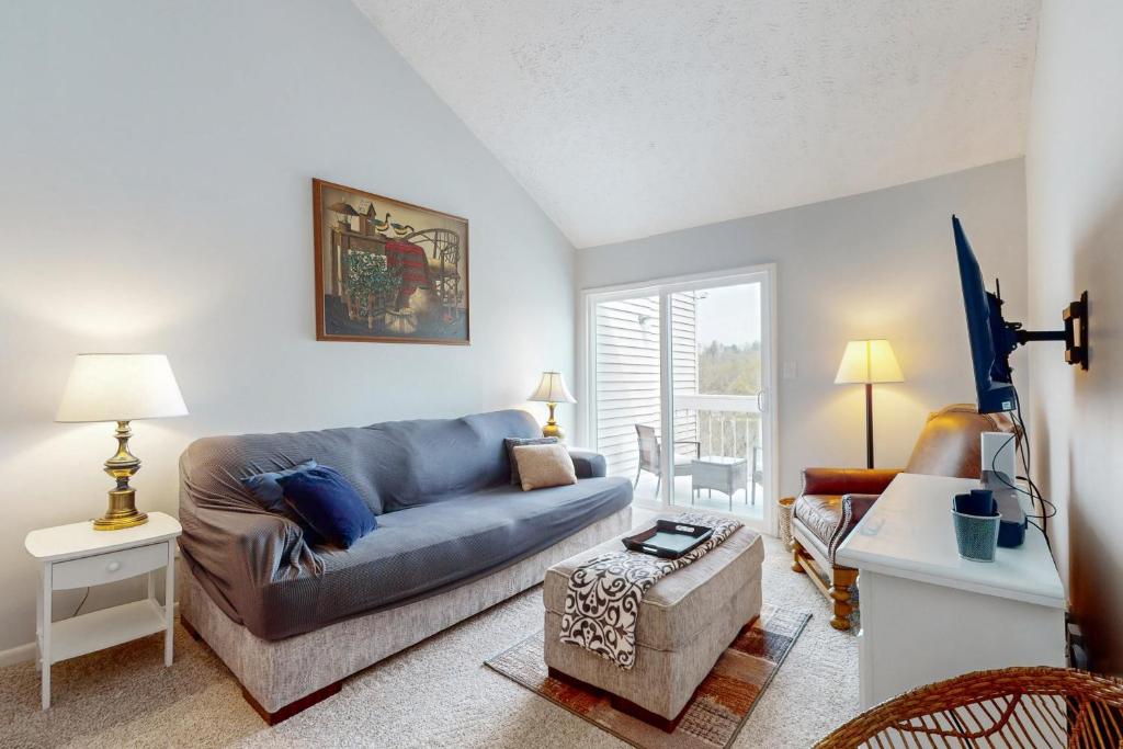 Gracious Lookout, Hickory