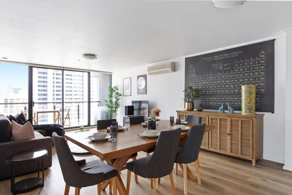 A 3BR Apt Next to Southern Cross FREE Parking, Melbourne