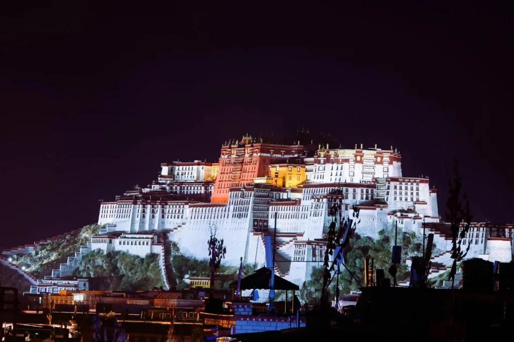Shambhala Palace Hotel, hotel in Lhasa