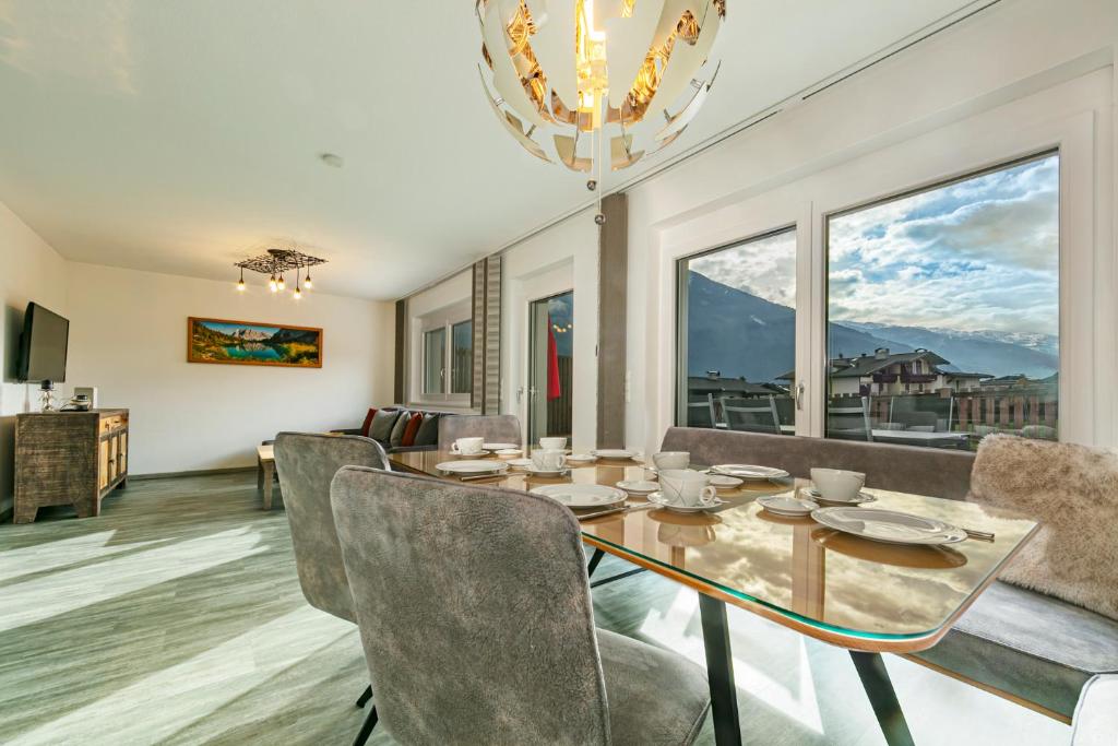 H19 - Modernes Ferienhaus 145qm, 3SZ, Wellnessbereich mit Sauna und Dachterrasse mit Panoramablick, Kühlen und Heizen mit Geothermie - 4