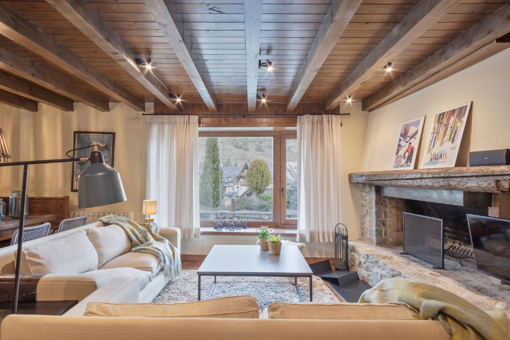 Luderna - Dúplex Nòdes II, Arties