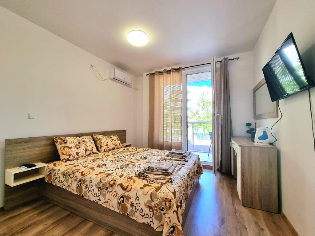 Sea Waves, Primorsko