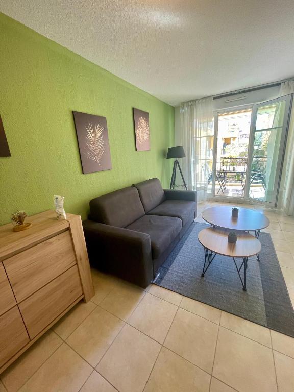 Royal Plazza, beau T2 centre ville, parking - 2