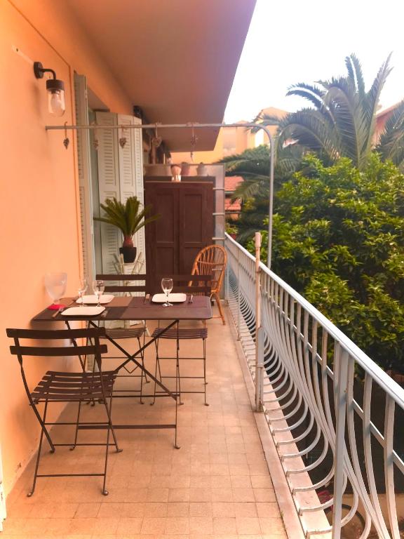 Le Bennett, T2 central à 200 mètres des plages - 3