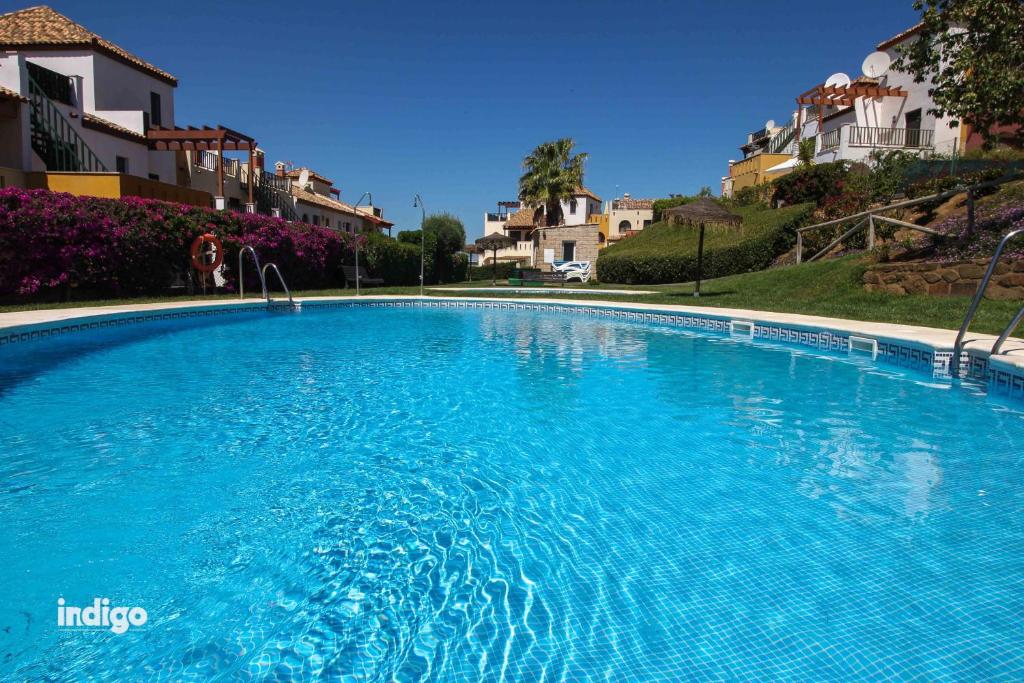 Bright 3-Bedroom Townhouse - Las Lomas - BAU01 - 1