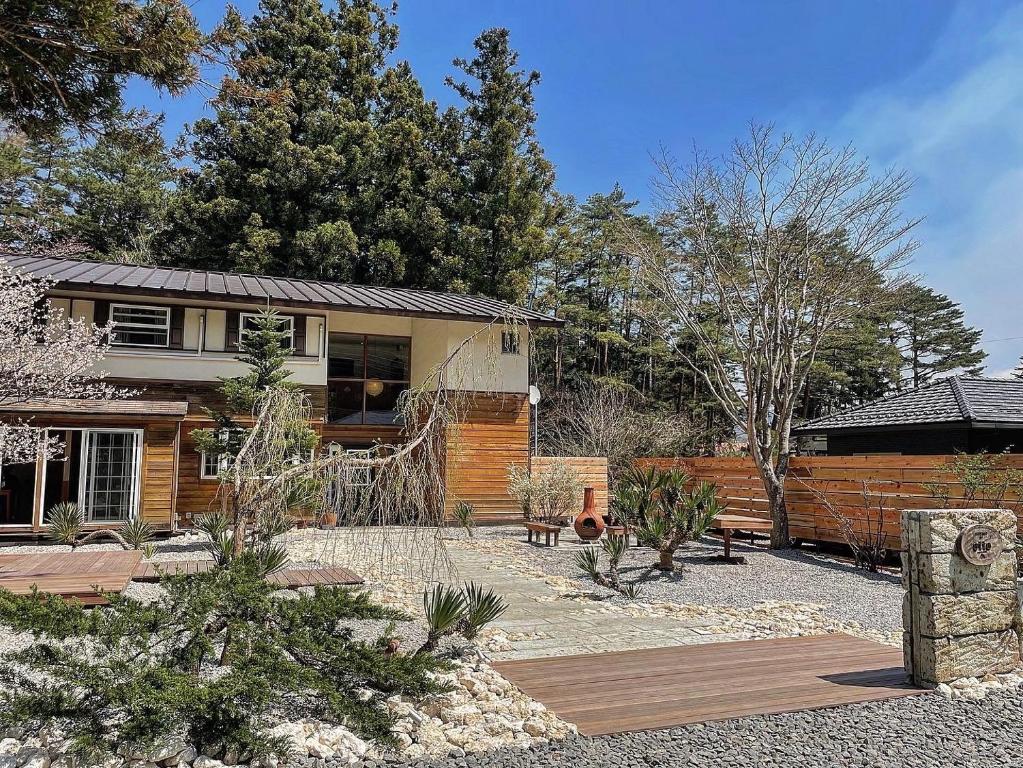 ALBERGO del otto, Fudžikawagučiko