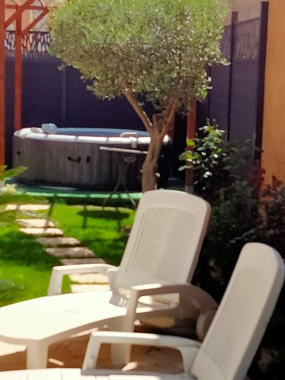 Maison 4 à 6 pers Quartier calme Tout confort - 2