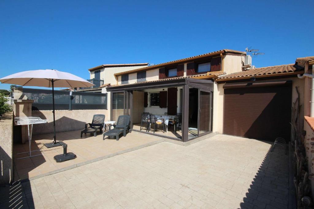 Belle villa de vacances climatisée, residence TAMARIS avec accès payant pour piscines-animations, wifi, 2 chambres, 4 à 6 couchages PORTIRAGNES PLAGE LRTAMH7 - 4