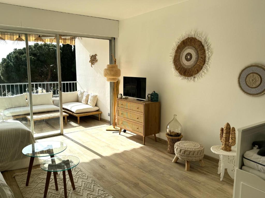 Cosy studio devant la mer Lavandou - 5