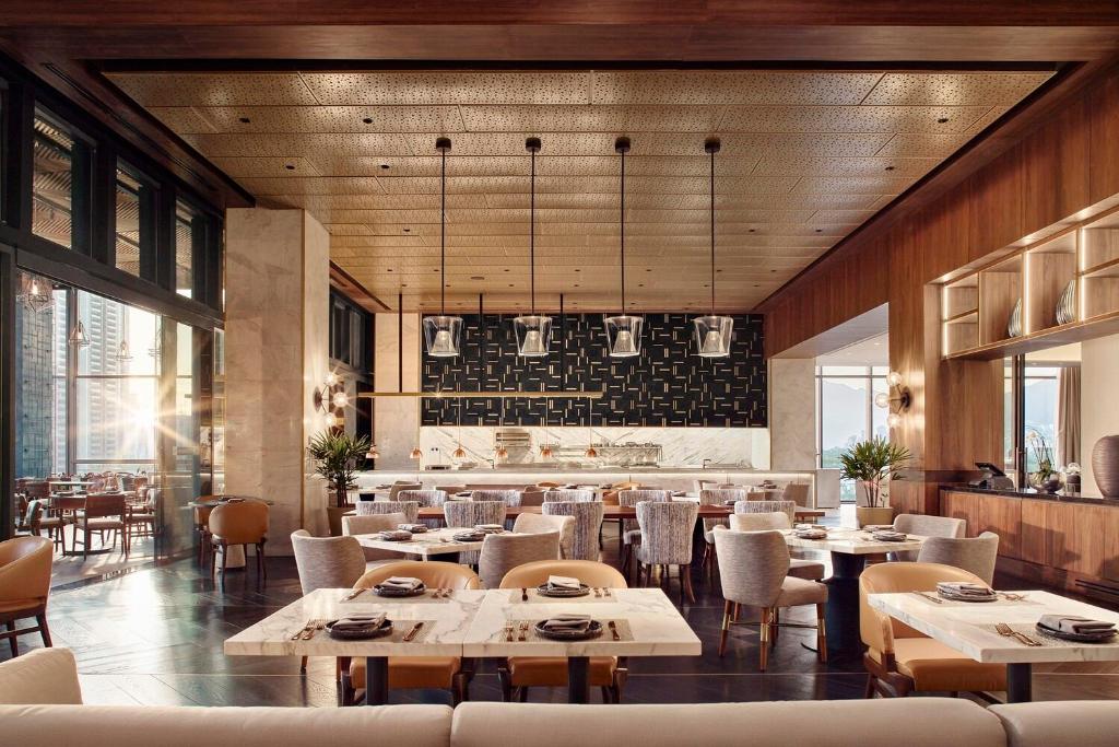 JW Marriott Hotel Monterrey Valle - 4