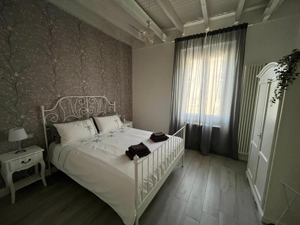 Casa di ringhiera old Milan, Milan