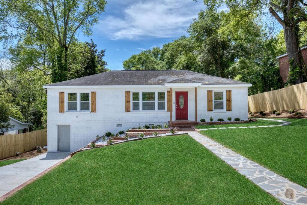 New! Comfy Home with Playground Near Ft Moore!, Columbus