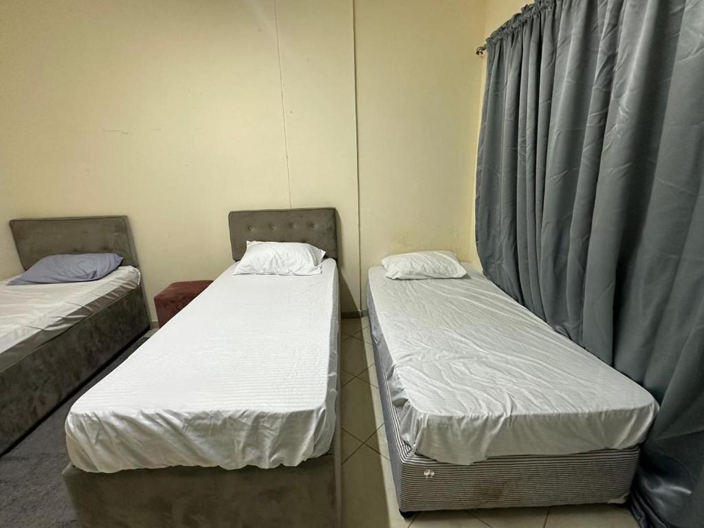 MIRA ALMAJAZ, Šardžá