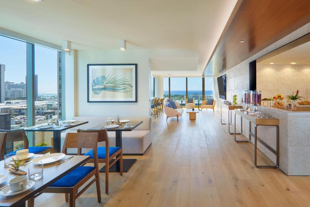 르네상스 호놀룰루 호텔 앤 스파의 세련된 인테리어