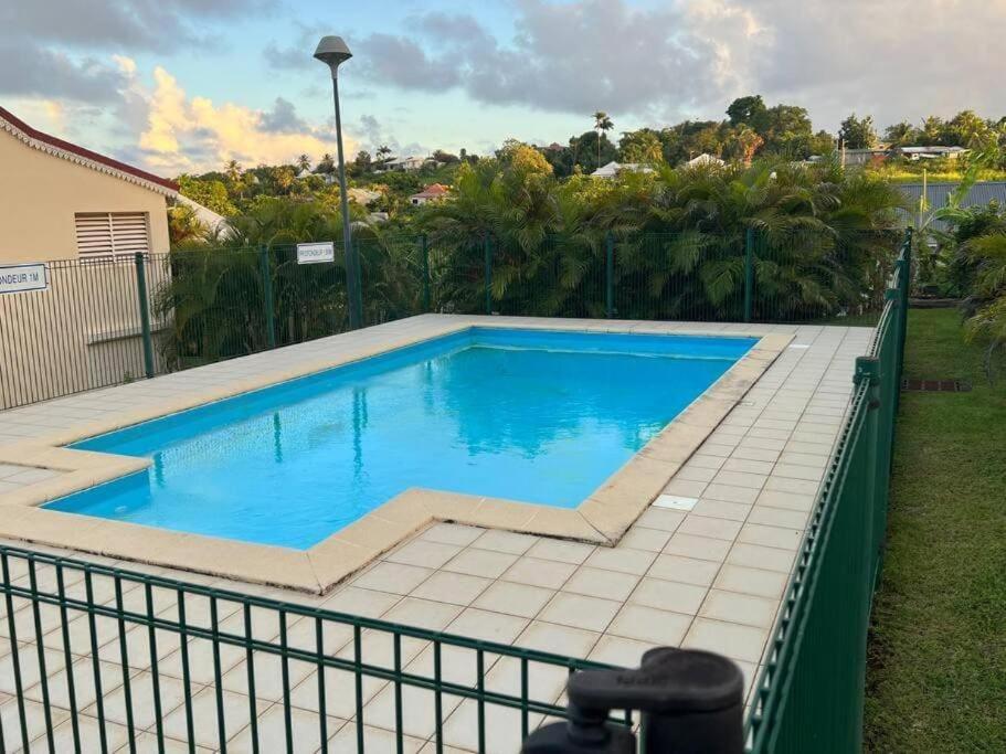 L'orchidée de Montebello, Petit-Bourg